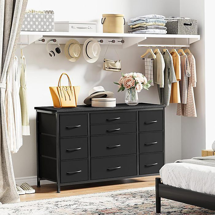 Commode de chambre – PROMIRACAL, 121 × 39 × 70cm, 10 tiroirs en tissu, Cadre acier, dessus bois, Prise électrique intégrée