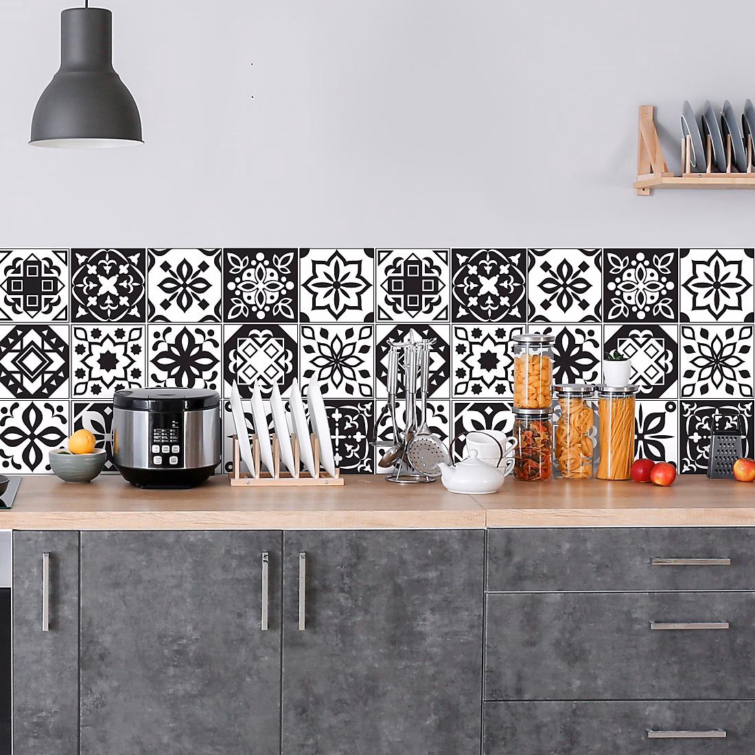 Crédence adhésive carreaux de ciment noir et blanc 60 × 100cm