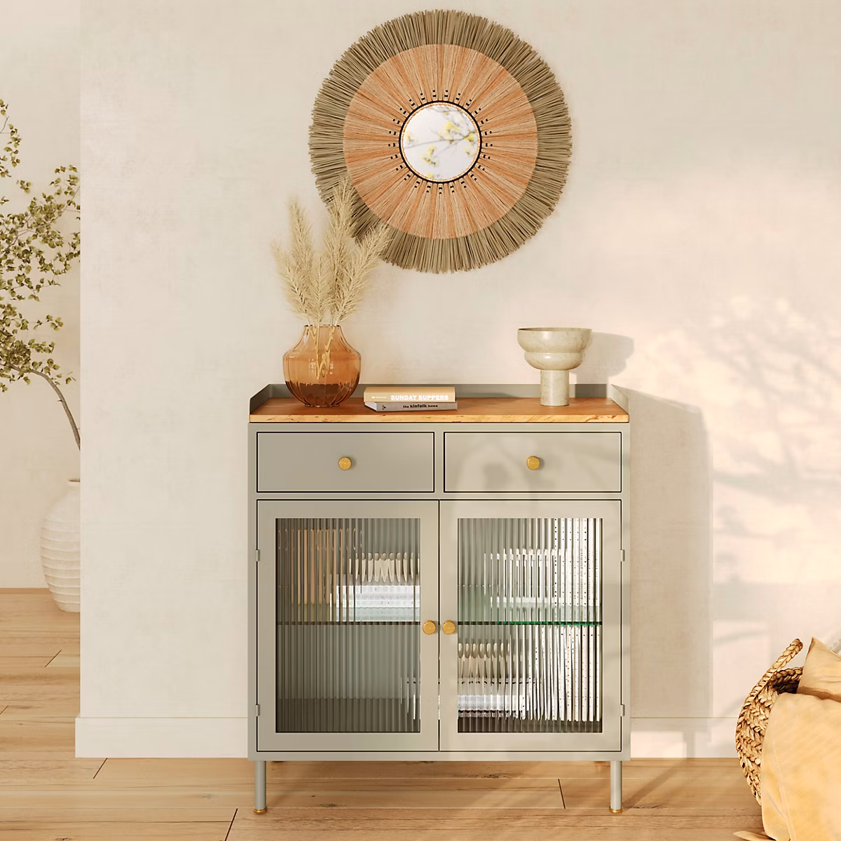 Buffet 2 portes 2 tiroirs en métal vert | manguier et verre – Marnie