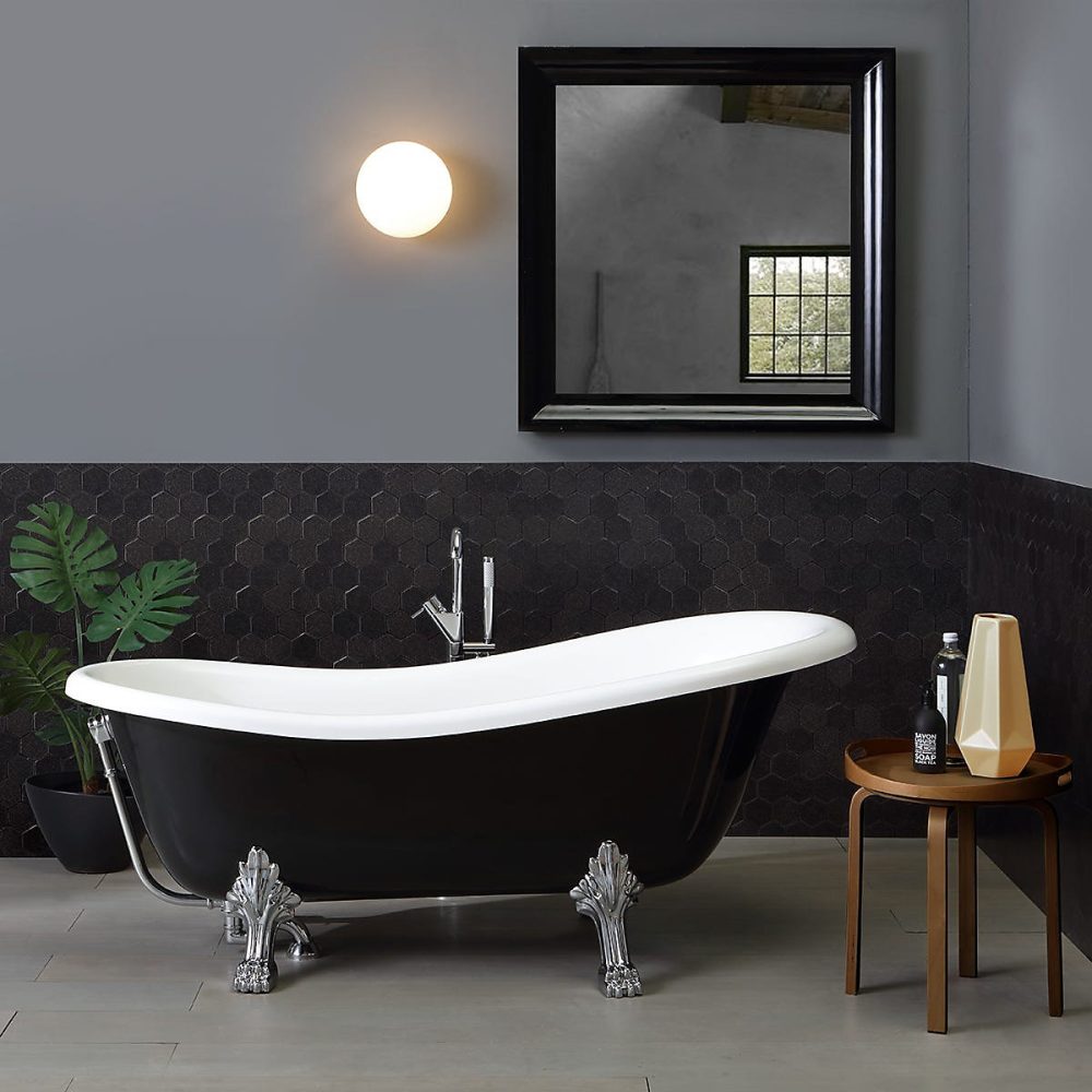 Baignoire Classique Noire Et Blanche Avec Pieds Argentés Romantica | Baignoire