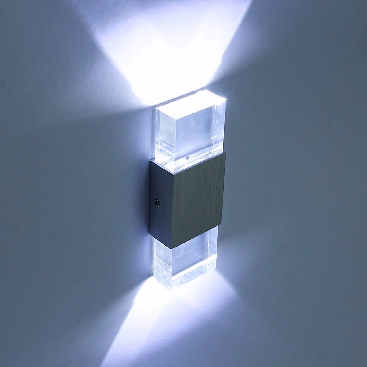 Applique Murale LEDs en Aluminium Acrylique 6W Lumiaire Intérieur Moderne Design Eclairage Lampe Murale Décorative Blanc Froid – Réf. JJFWCVGNF3754431197