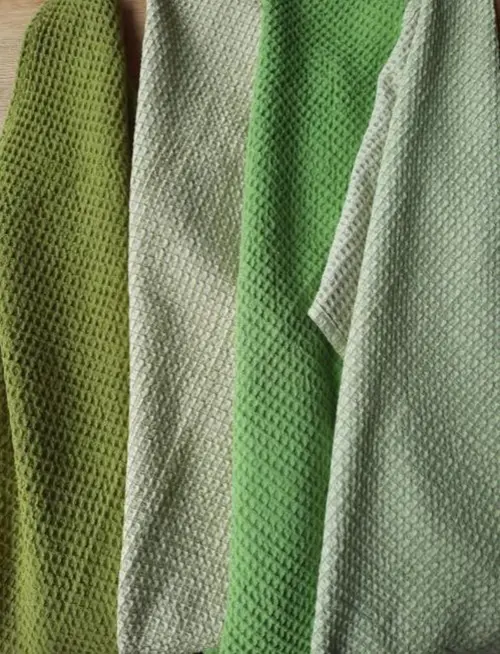 Torchon en coton nid d’abeille vert bergamote Wincker Mumba - 50 x 70 cm