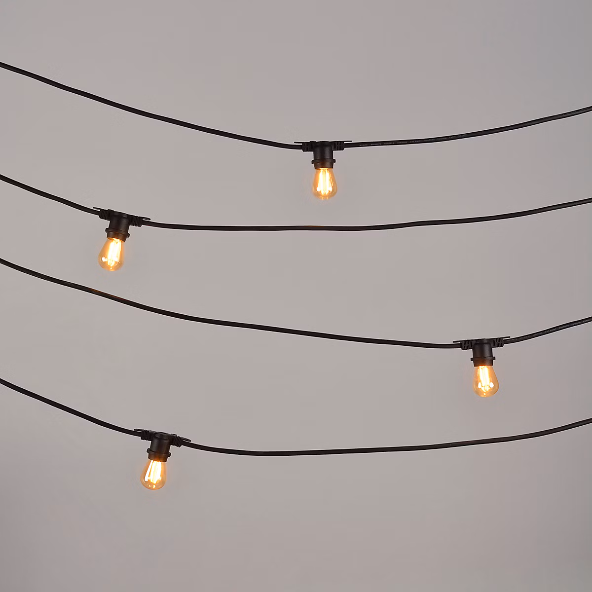 Guirlande esprit guinguette Feria Little Garden E27 IP44 blanc chaud 15m noir – Réf. IHKLRAPUB9869022935