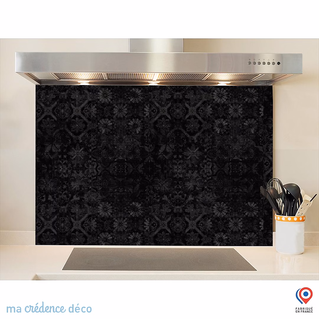 Crédence cuisine fond de hotte Carrelage et arabesque Noir – Verre trempé, L 90 cm x H 50 cm, MaCrédenceDéco