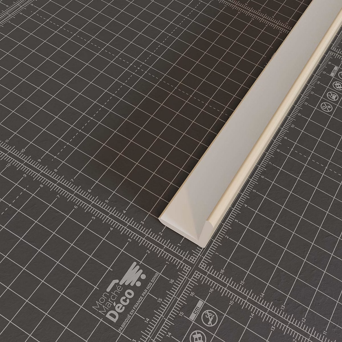 Baguette d'Angle PVC Cellulaire 25 mm – Longueur 1 m, Sable