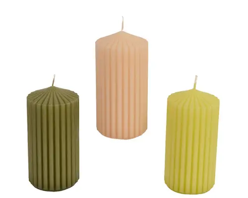 Bougie pilier en paraffine rayée colorée - Ø 6 x H 12 cm