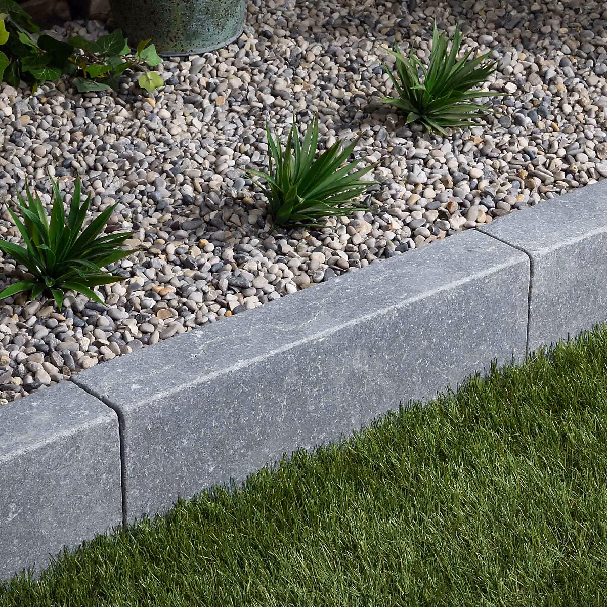 Bordure de jardin Pierre d'Egypte Grise 50 × 15 × 8 cm (à l'unité) – RO'MA NATURE