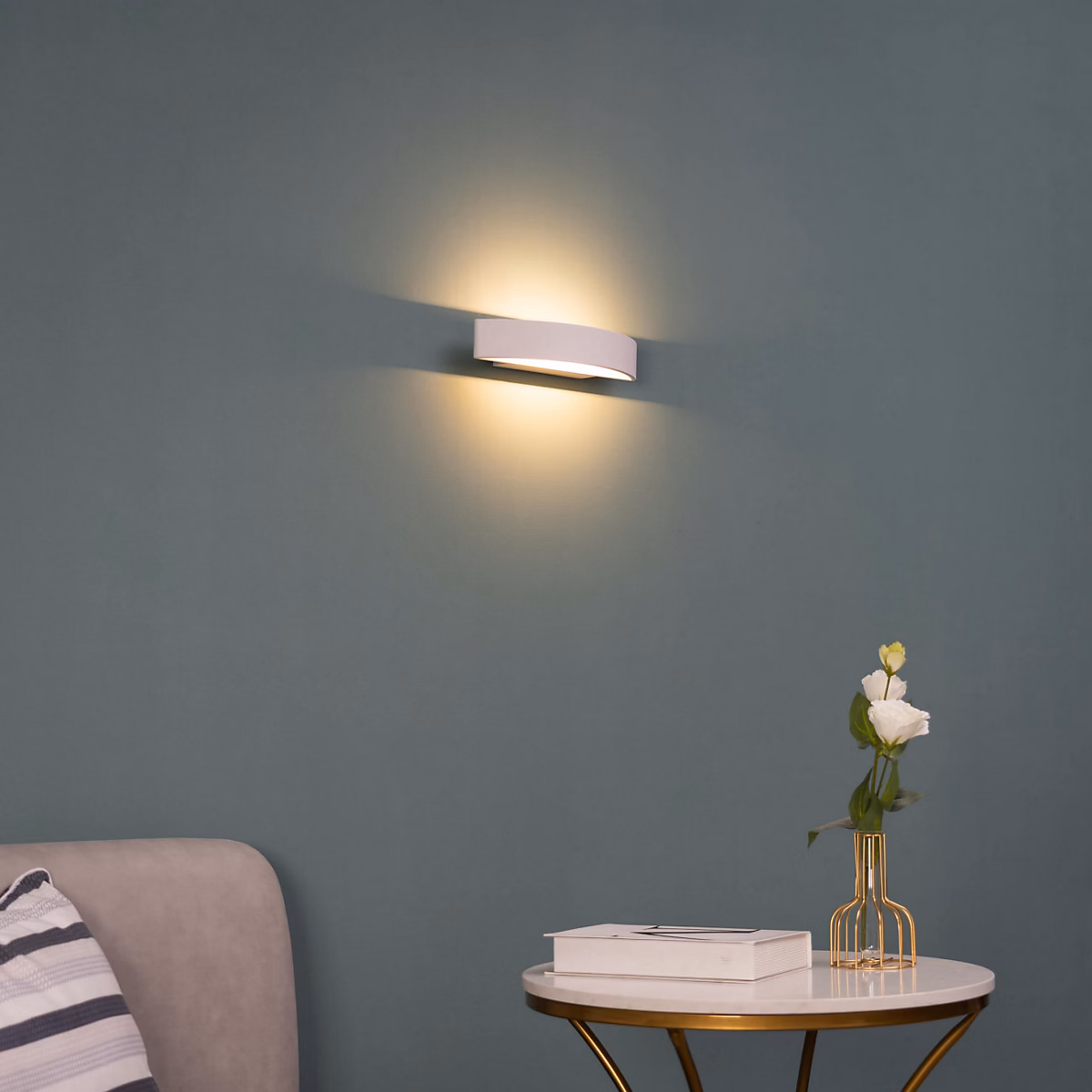 Applique blanche demi-cercle LED – Attica