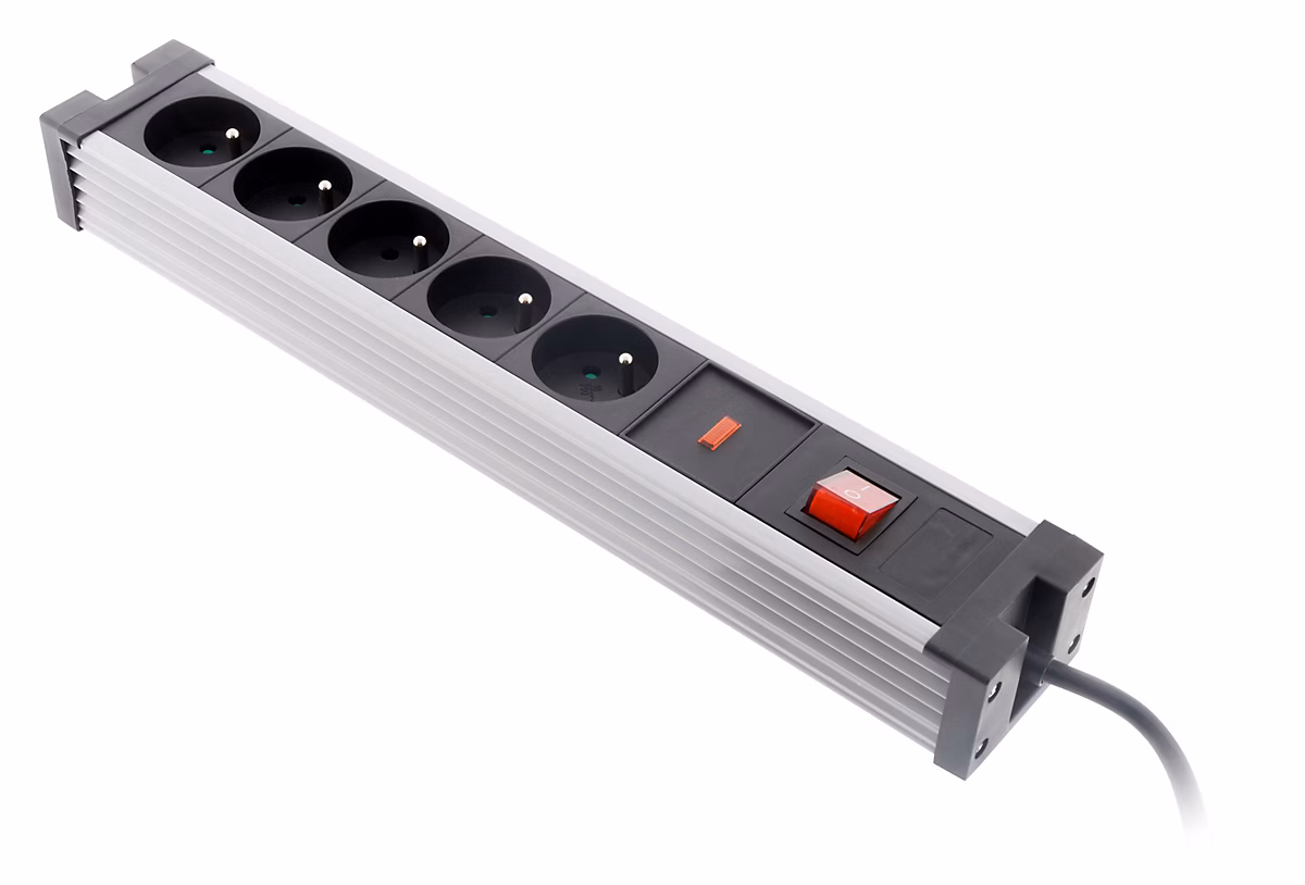 Bloc parafoudre 5 × 16A avec interrupteur – Noir, Zenitech