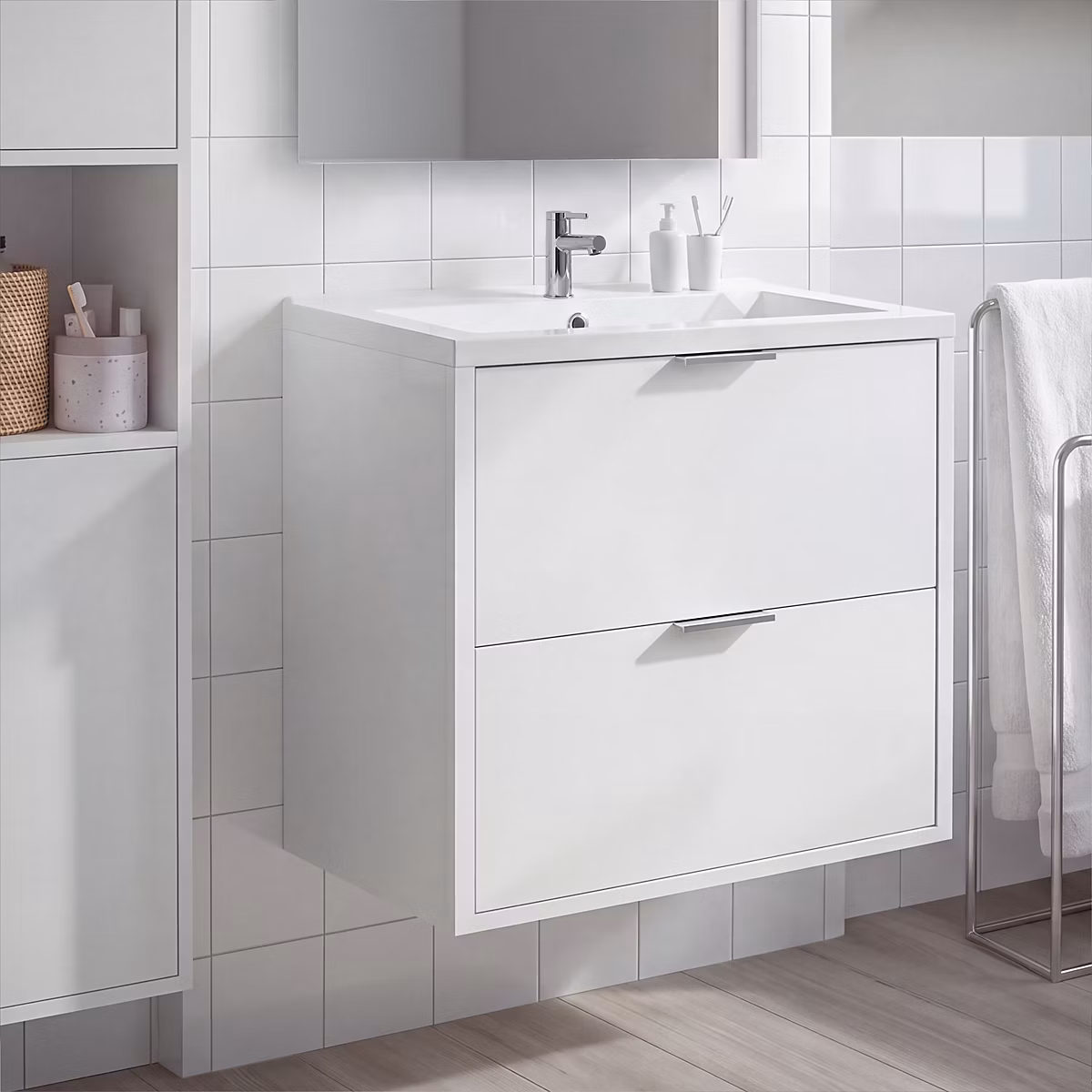 Meuble sous vasque suspendu blanc l.80 cm Nava + plan vasque blanc céramique Nira – GoodHome