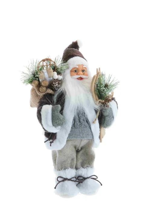 Père Noël en tissu brun/gris avec hotte de cadeaux et skis - 46 cm